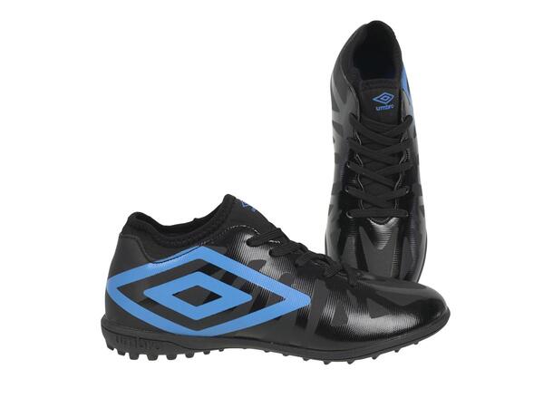 UMBRO Velocita VI 1.0 TF Jr Sort 34 Fotballsko til junior 