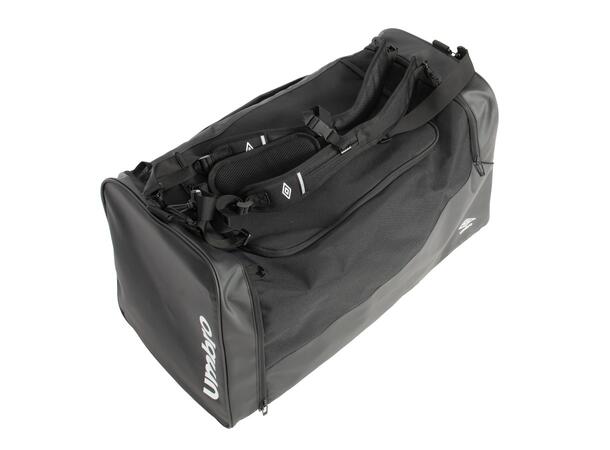 UMBRO Club Bag 90L Sort L Praktisk og slitesterk bag 