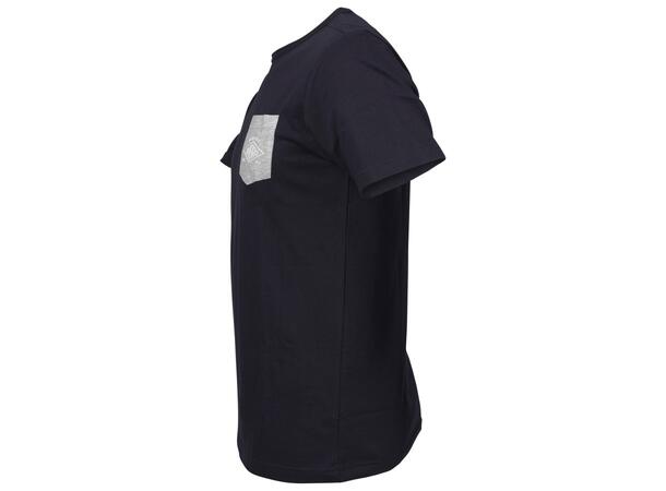 UMBRO Pocket T-shirt Marine S Rundhalset T-skjorte i bomull 