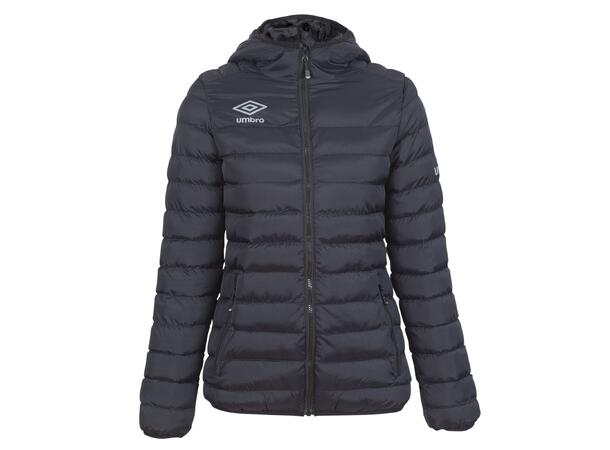 UMBRO Core Isopad Jacket W Sort 34 Vattert jakke med hette til dame 