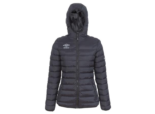UMBRO Core Isopad Jacket W Sort 34 Vattert jakke med hette til dame 