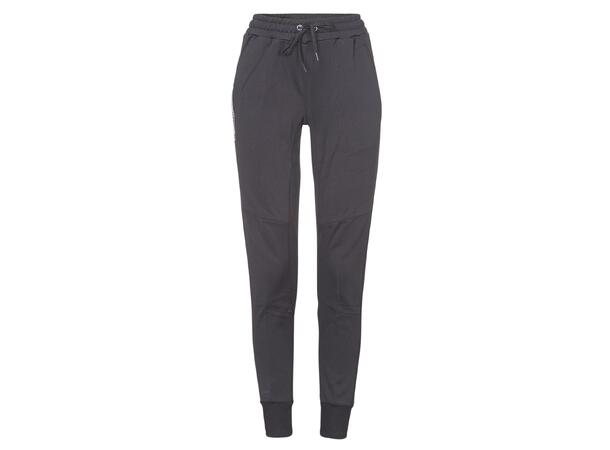 UMBRO Core Tech Pant W 19 Sort 38 Treningsbukse poly-tech 