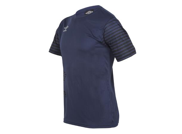 UMBRO Core Training Tee j Marine 116 Teknisk treningstrøye til junior 