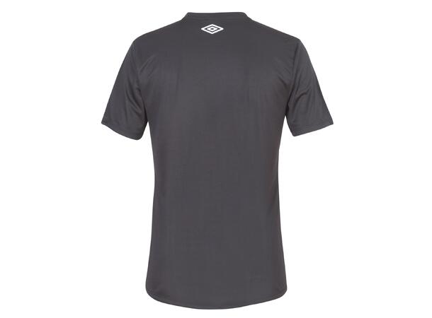 UMBRO Core Poly Tee jr Sort 116 Enkel, tekniske polyestertrøye 