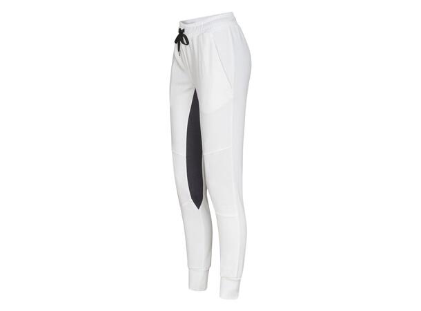 UMBRO Core Tech Pant W 19 Hvit 36 Treningsbukse poly-tech 